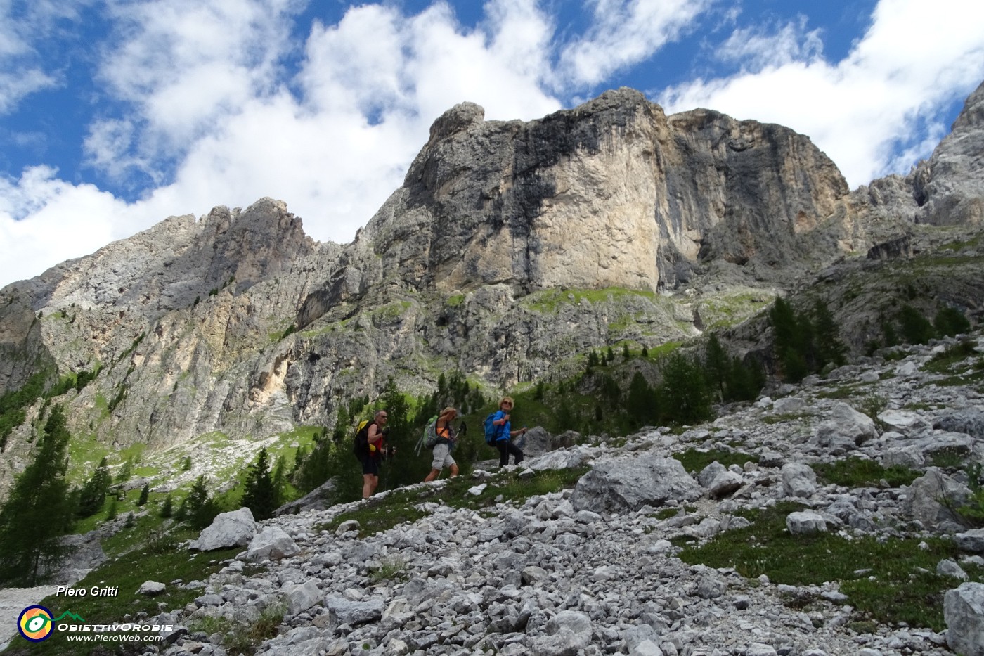 21 Agganciamo il sent. 710  -Quinto Scalet-che sale dalla Val Venegia .JPG